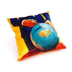 Cushion Globe With Polyester Padding
