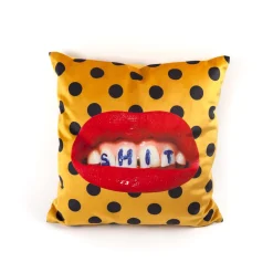 Cushion Shit With Plume Padding