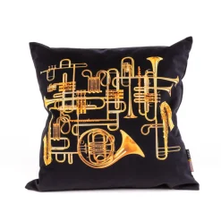 Cushion Trumpets With Plume Padding