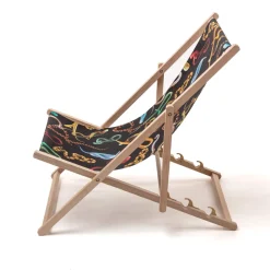 Deck Chair Snakes