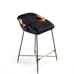 High Stool Pink Lipsticks Black