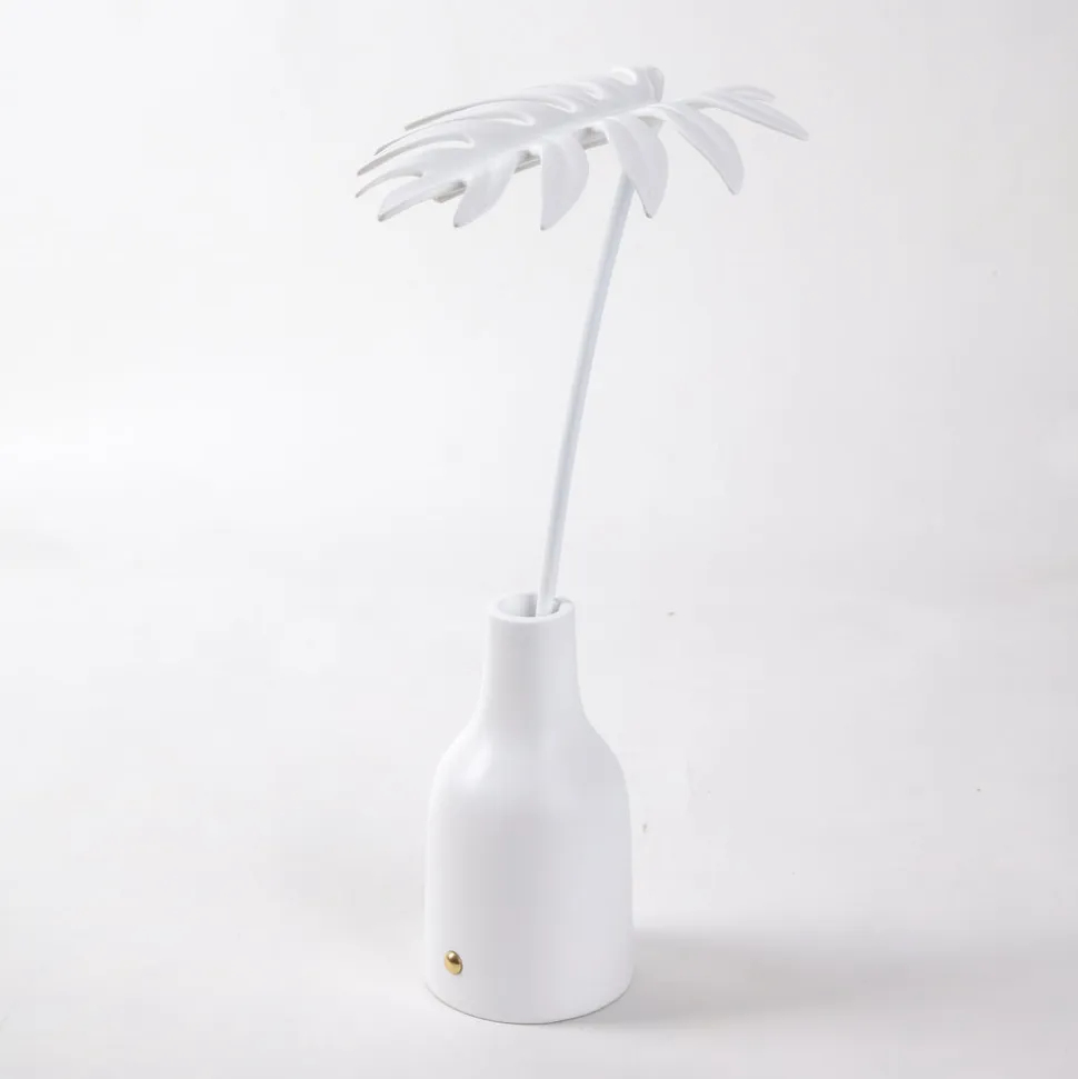 Leaf Light Stellou