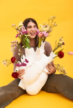 Love in Bloom Giant