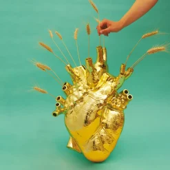 Love in Bloom Giant Gold