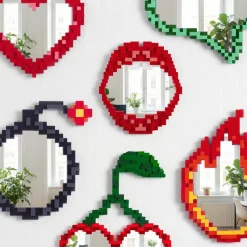 Pixel mirror - Bomb