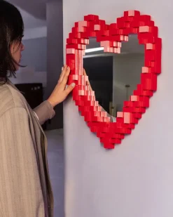 Pixel mirror - Heart