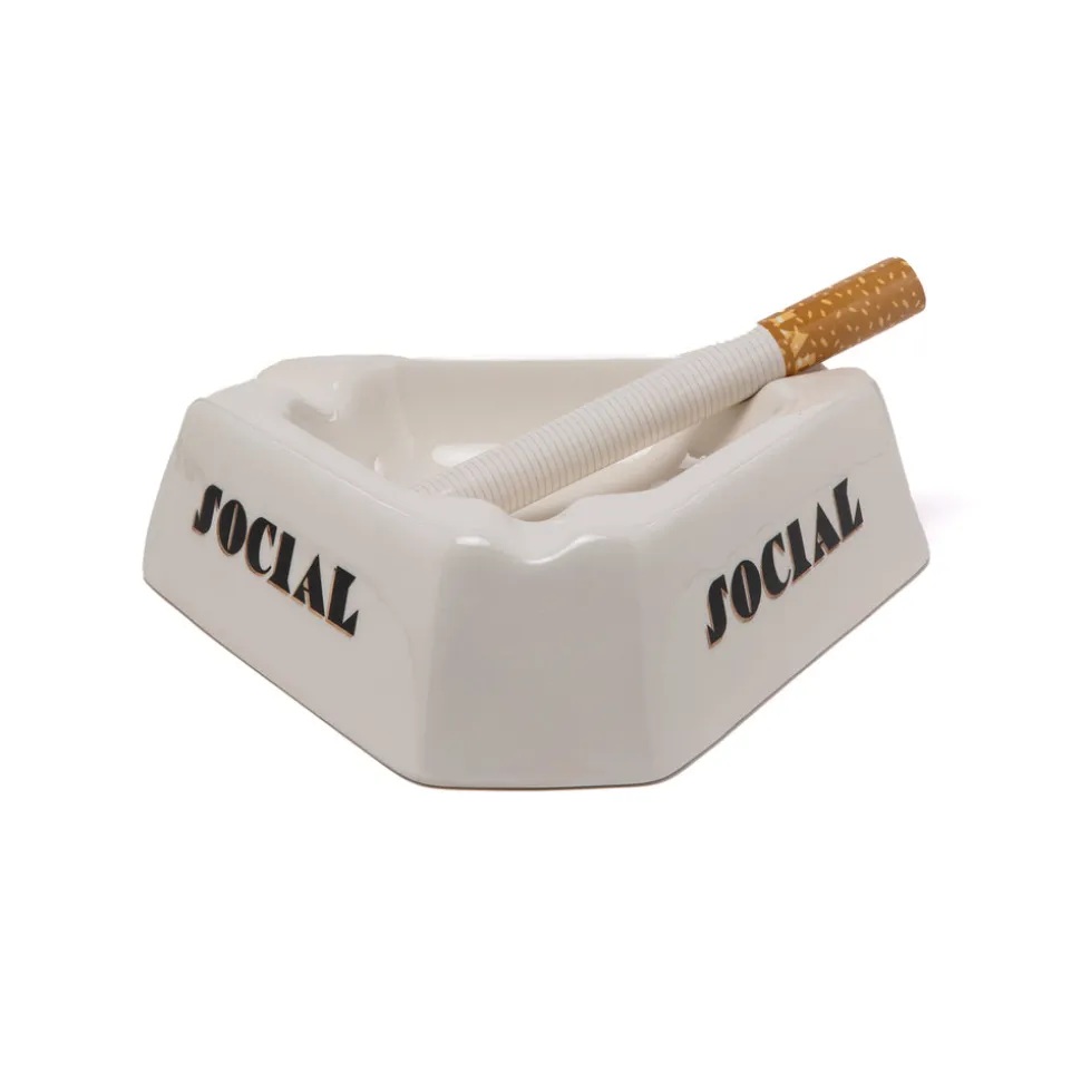 Social Smoker