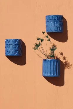 Terracotta Wall Vase Onde Blue