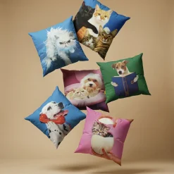 TOILETPAPER PETS CUSHION - POLYCATS