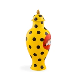Vase Shit